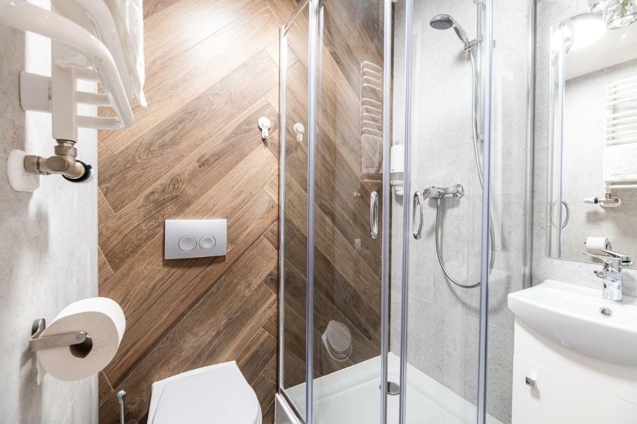 Lubomirskiego 23 Residence - Great Location, 10 Min To Main Square By Foot, Right Next To Main Rail And Bus Station 克拉科夫 外观 照片